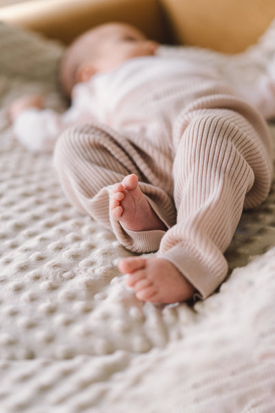 Vêtements d'occasion pour bébés